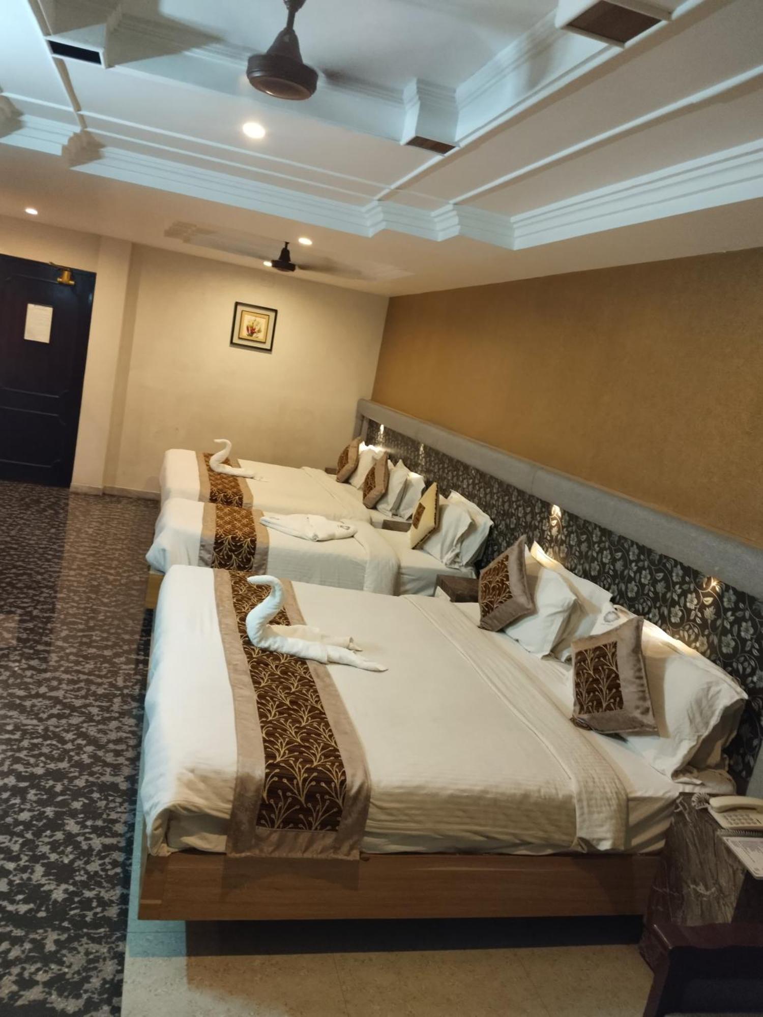 Hotel Mayas Tiruchirappalli Exterior foto